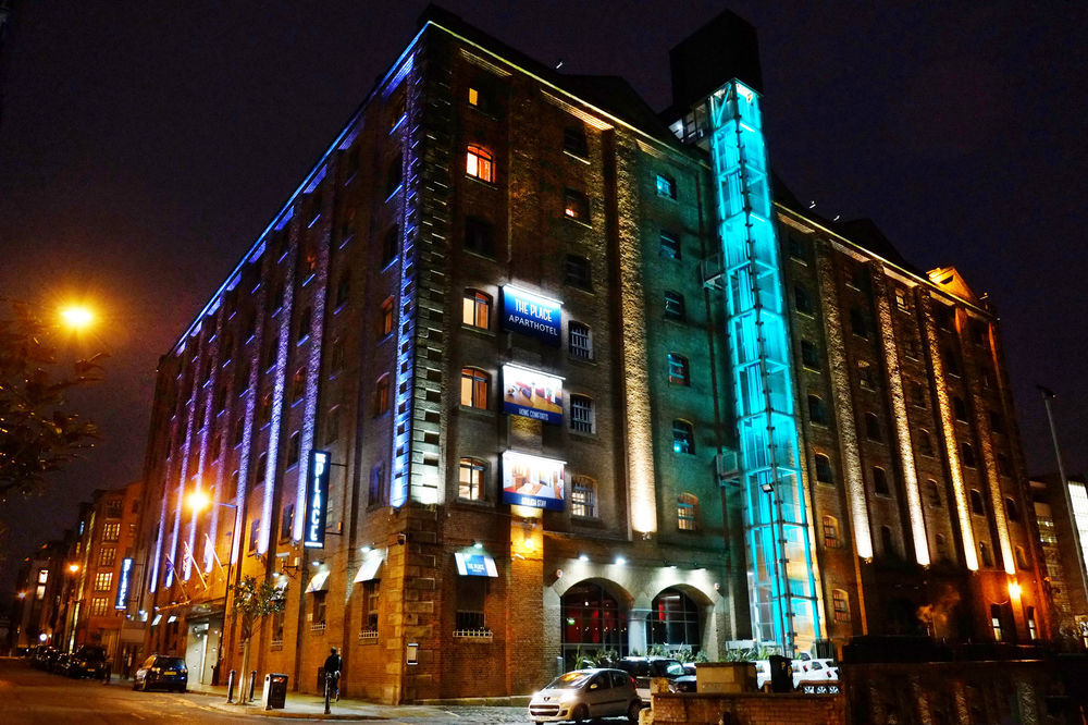 The Place Aparthotel Manchester Exterior photo