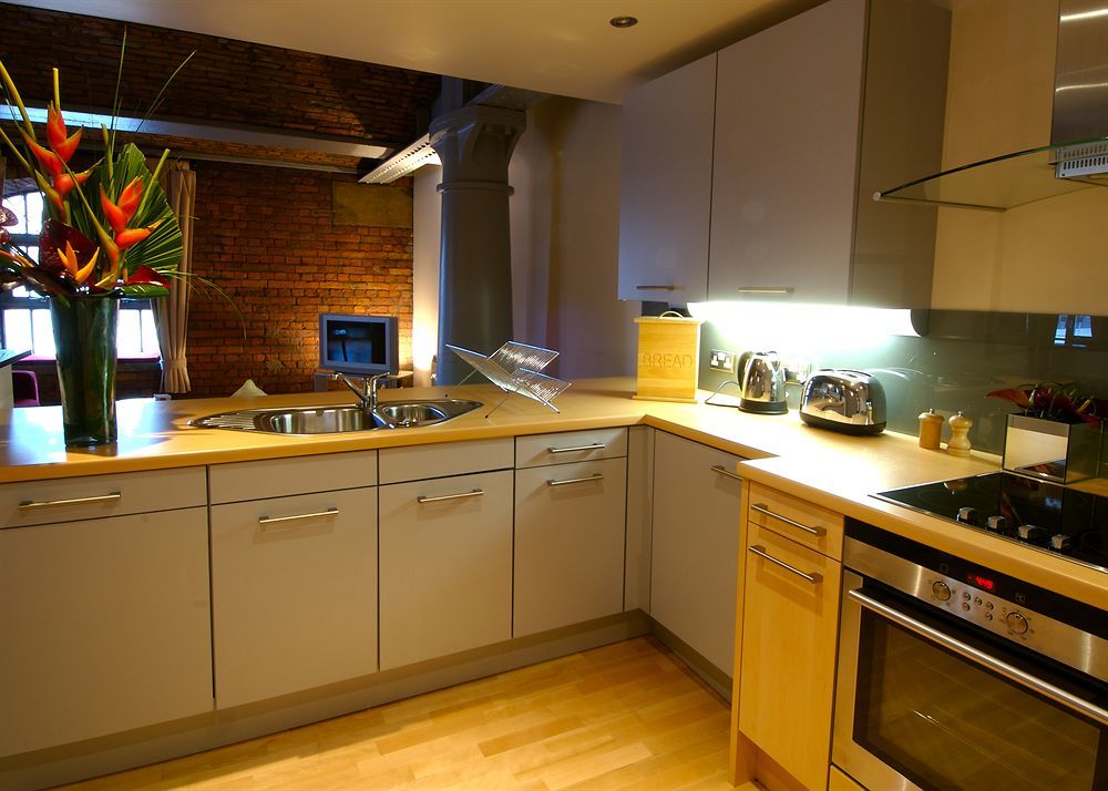 The Place Aparthotel Manchester Room photo