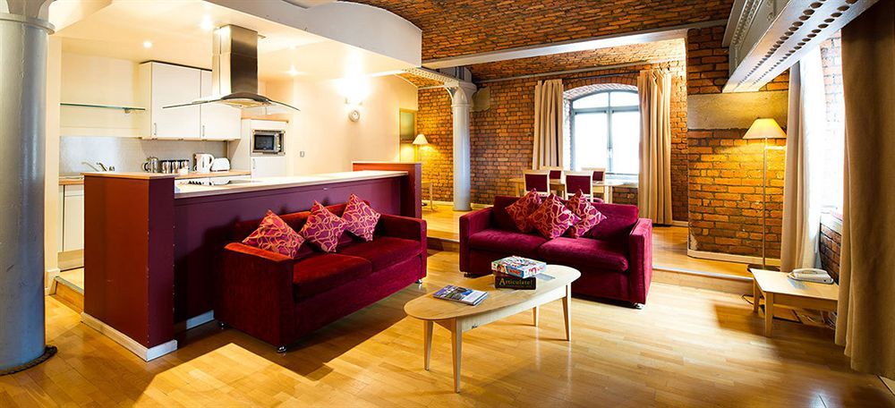 The Place Aparthotel Manchester Exterior photo