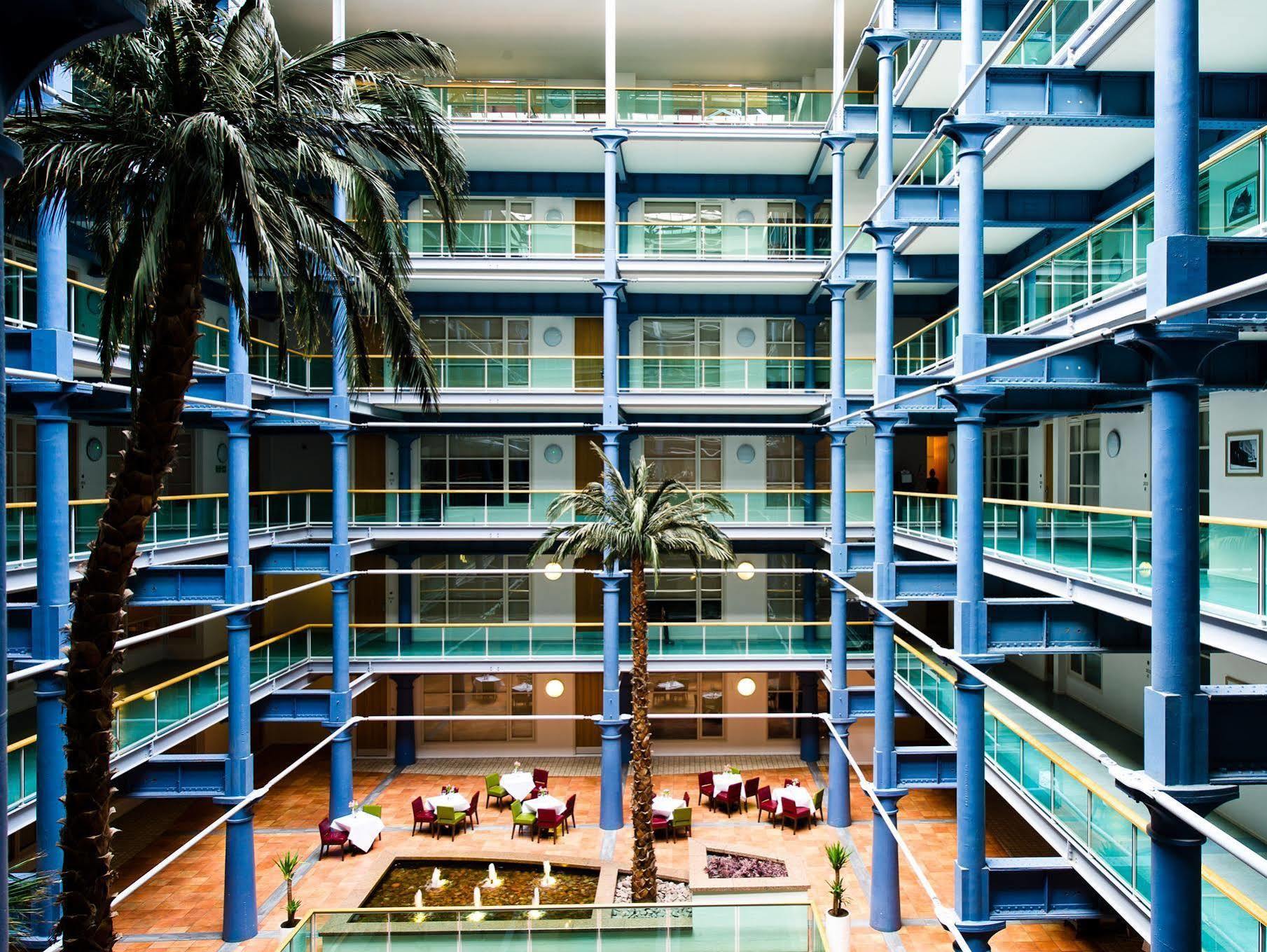 The Place Aparthotel Manchester Exterior photo